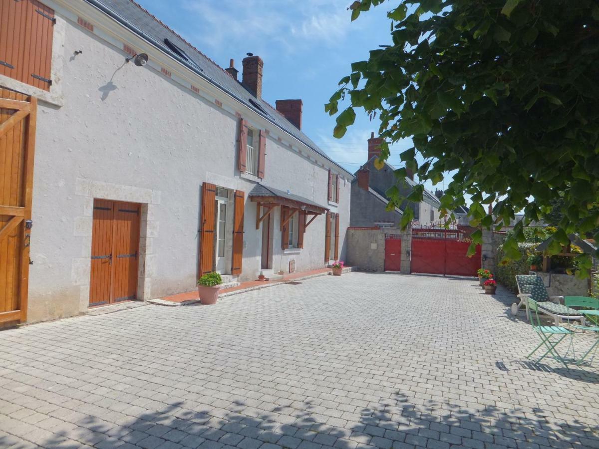 Les 4 Vents Hotel Vineuil  Buitenkant foto